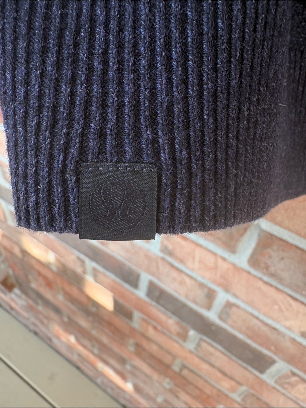 Lululemon Men's Crewneck Cotton Sweater - Navy (collar tag cut) - Picture 4 of 8